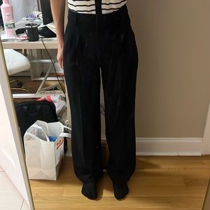 Aritzia Effortless Pant